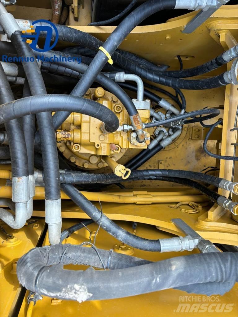 CAT 323 Гусеничні екскаватори