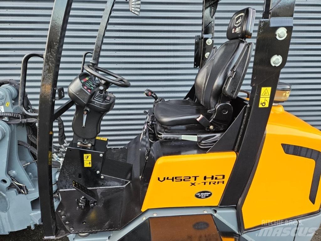 GiANT v452t hd xtra Малі навантажувачі