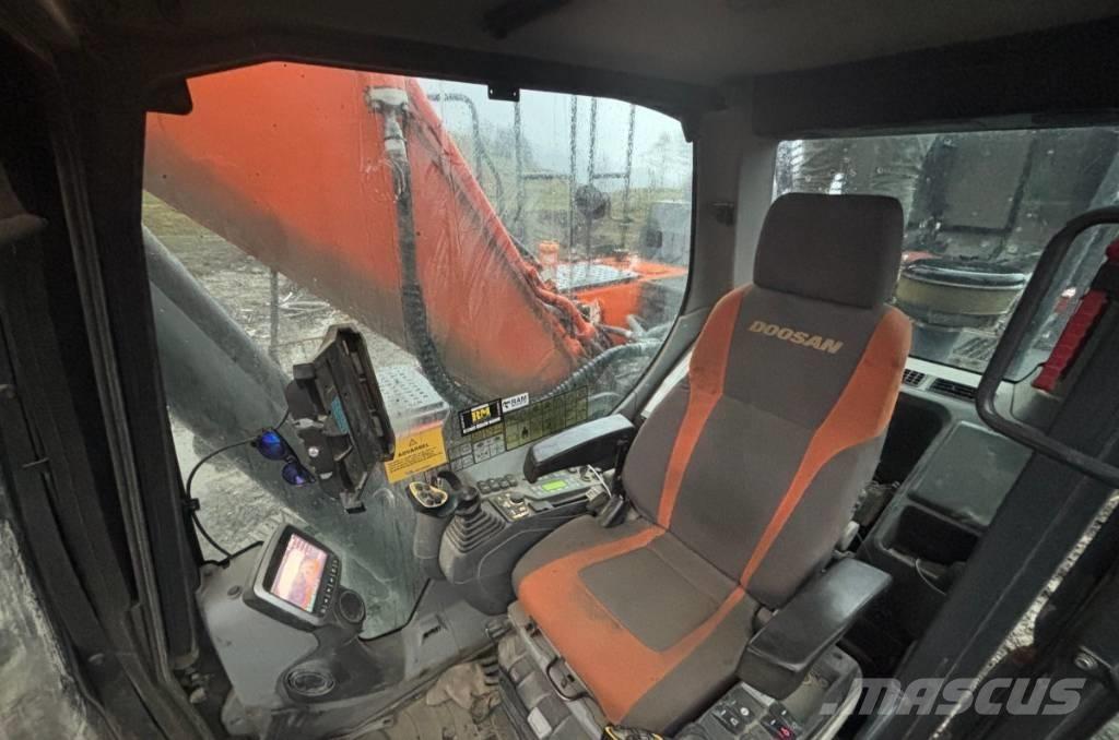 Doosan DX 255 LC-5 Гусеничні екскаватори