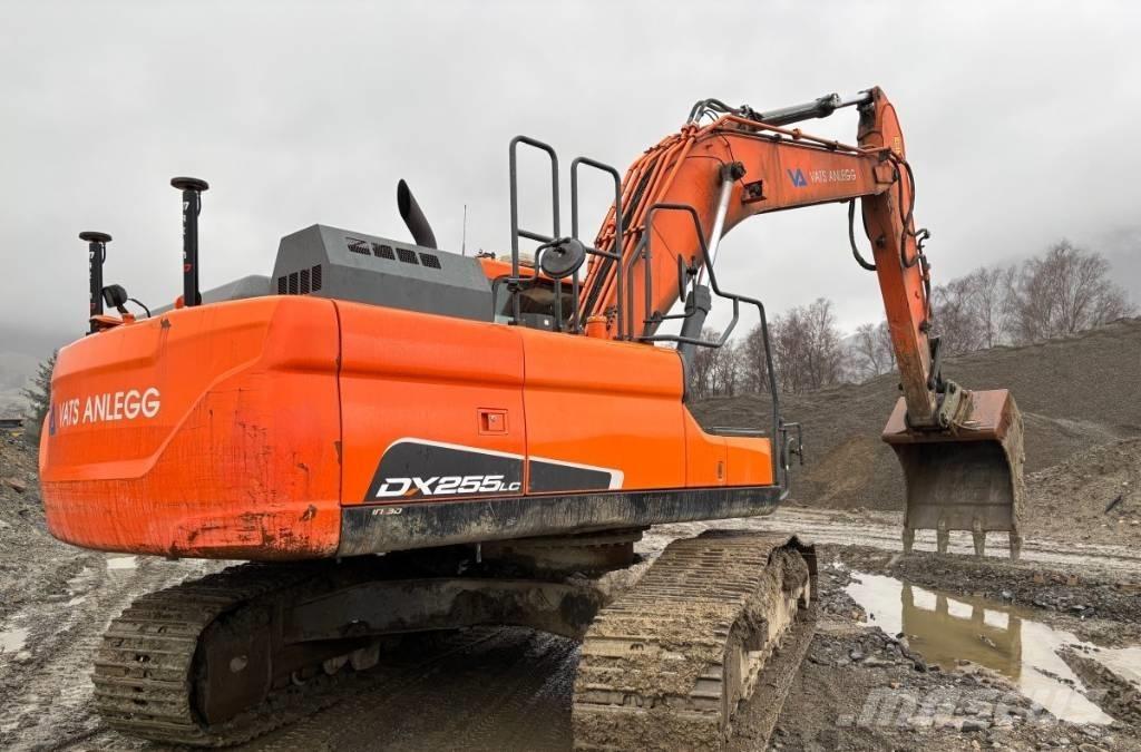 Doosan DX 255 LC-5 Гусеничні екскаватори