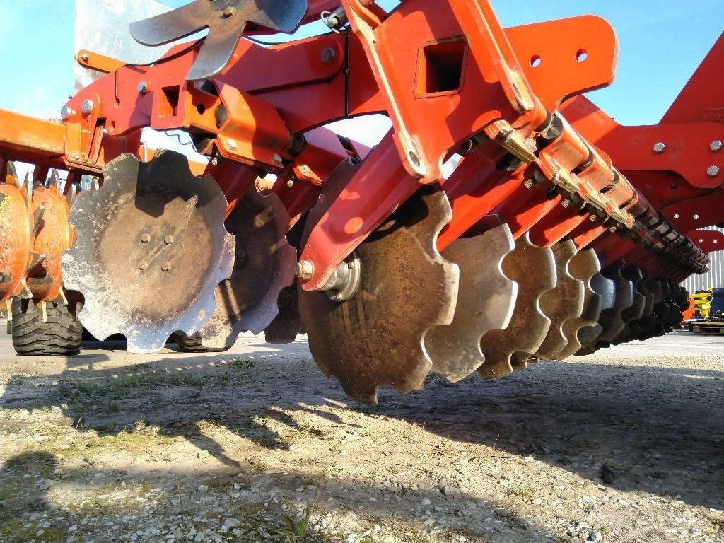 Maschio Presto 400 Поглинальні борони / грунтові фрези