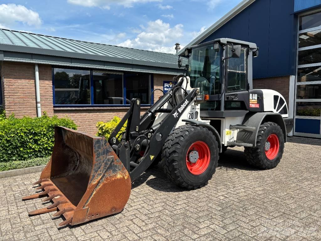 Bobcat AL 440 D Фронтальні навантажувачі