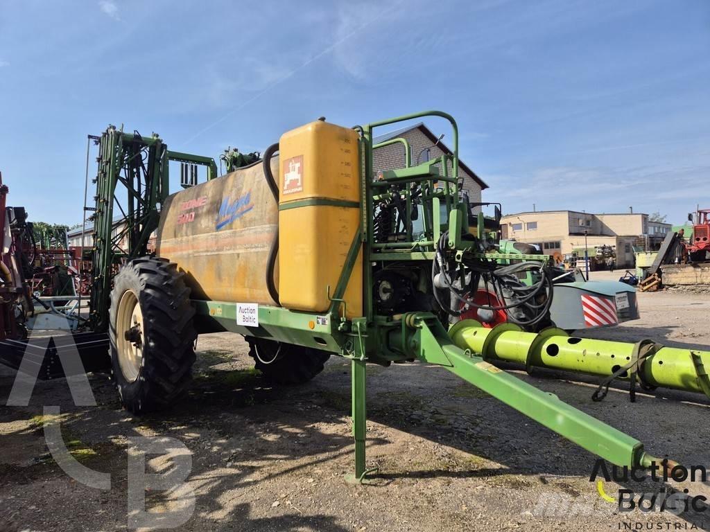 Amazone UG 4500 Причіпні обприскувачі