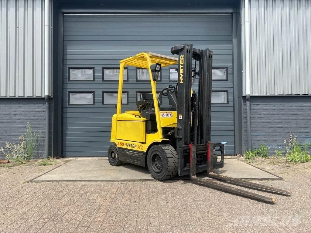 Hyster J2.50XM Електронавантажувачі