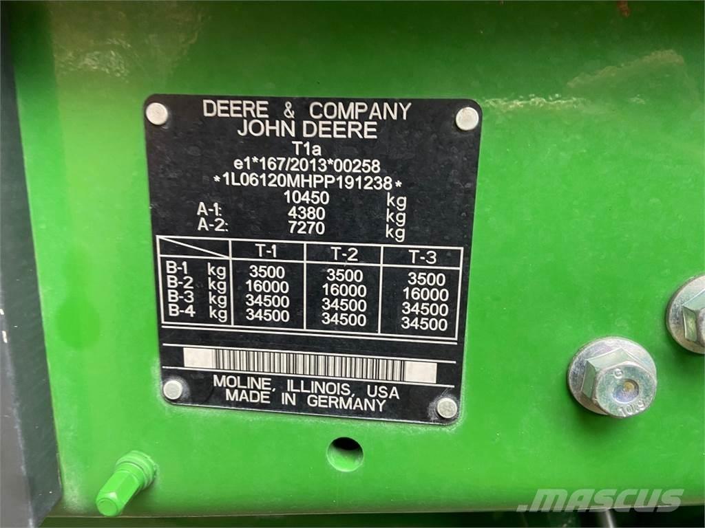 John Deere 6120M Трактори