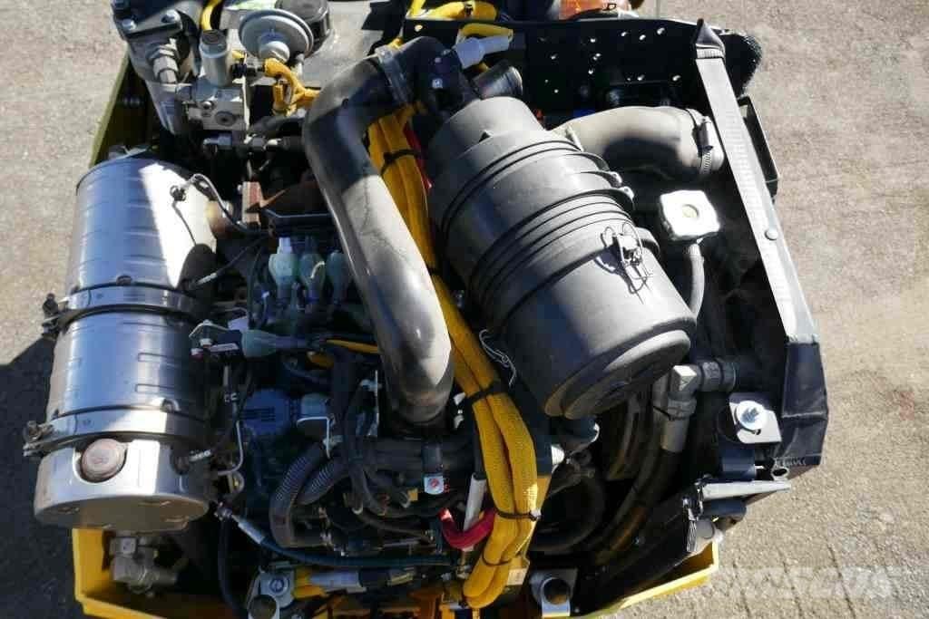 Bomag BW 100 AD-5 Малогабаритні асфальтоукладальники