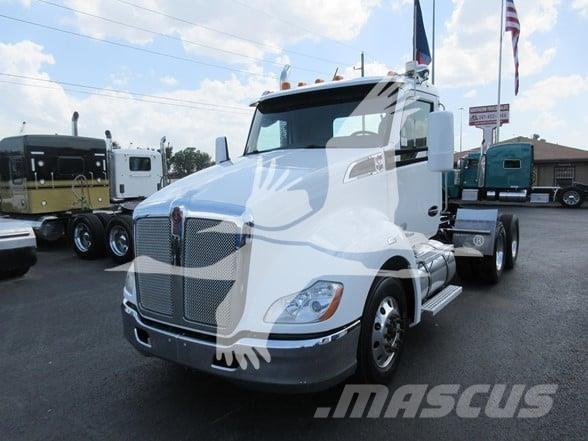 Kenworth T680 Тягачі