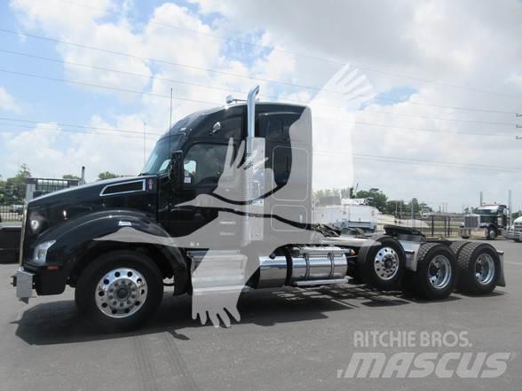 Kenworth T880 Тягачі