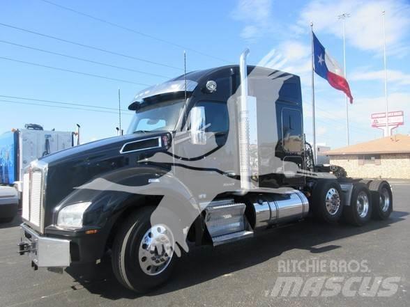 Kenworth T880 Тягачі