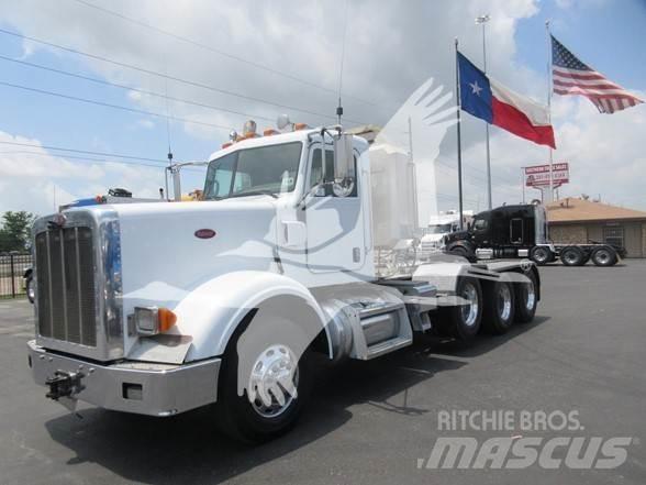 Peterbilt 367 Тягачі