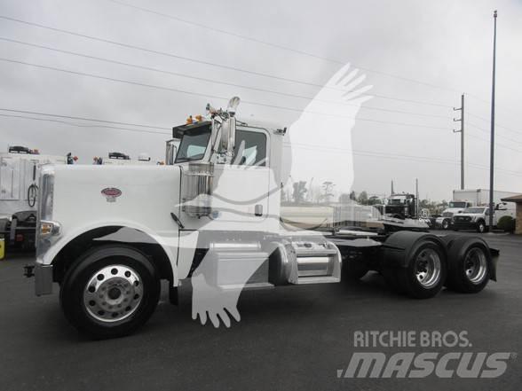 Peterbilt 389 Тягачі