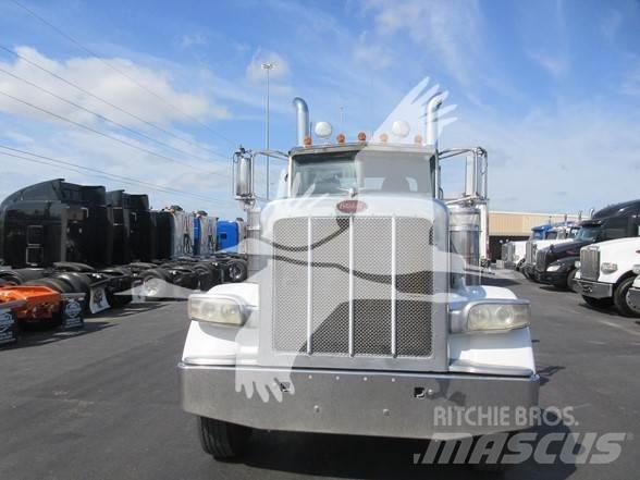 Peterbilt 389 Тягачі