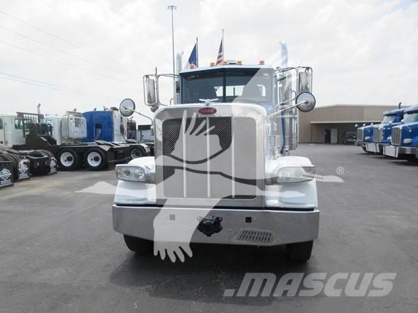 Peterbilt 389 Тягачі
