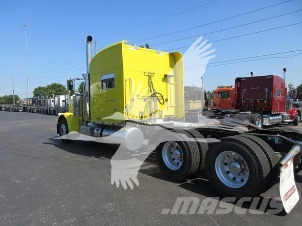 Peterbilt 389 Тягачі