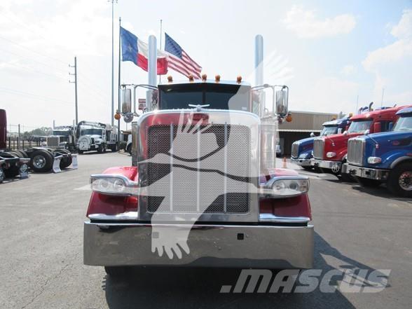 Peterbilt 389 Тягачі