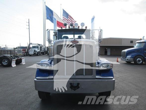 Peterbilt 389 Тягачі