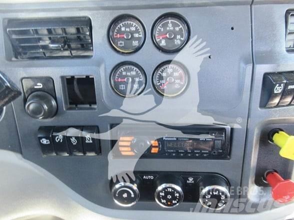 Peterbilt 567 Тягачі