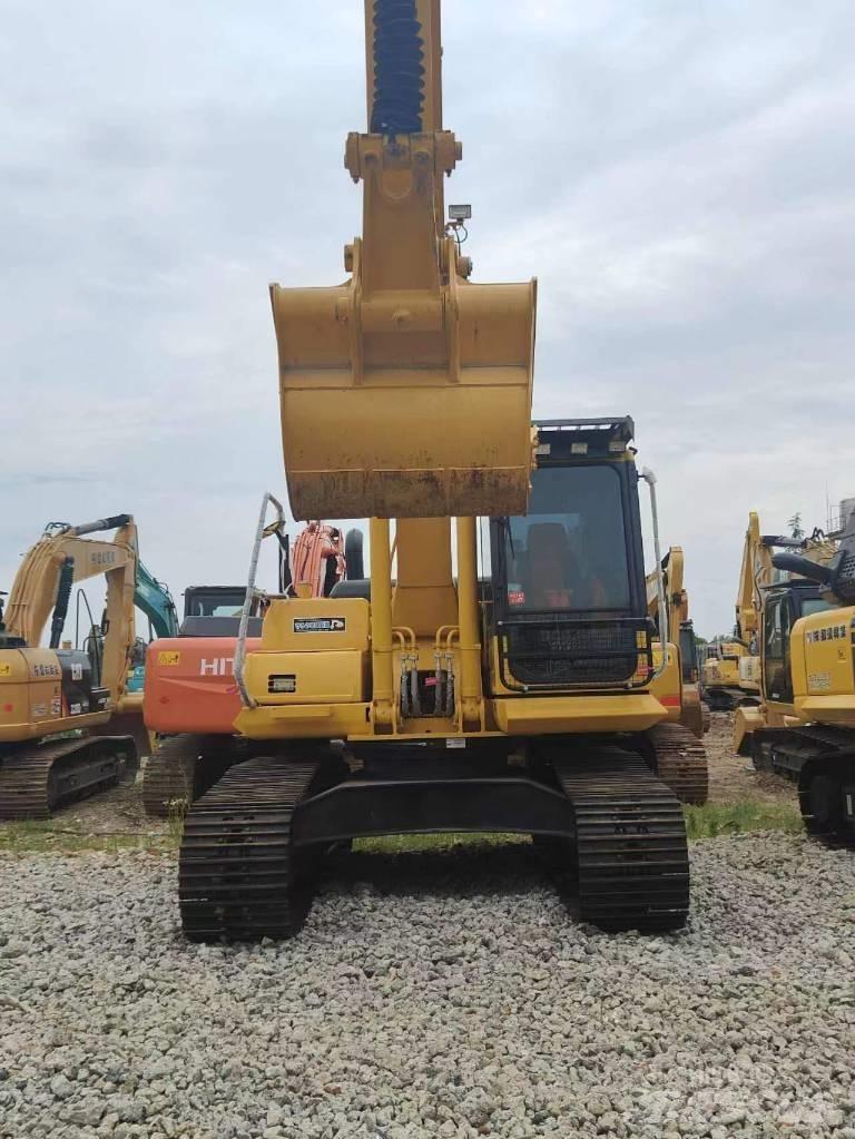 Komatsu PC200 Гусеничні екскаватори