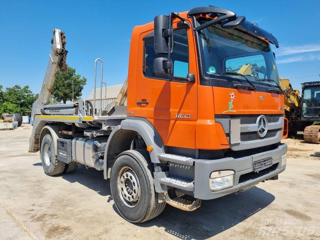 Mercedes-Benz 1833 Автоконтейнеровози