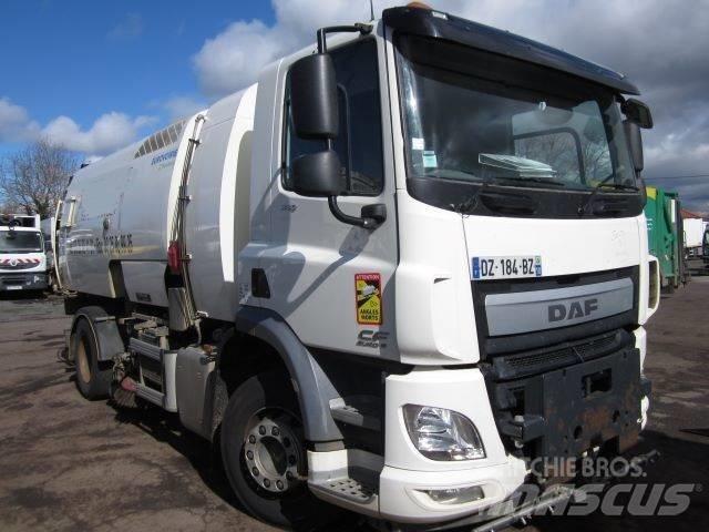 DAF CF330 Прибиральні машини
