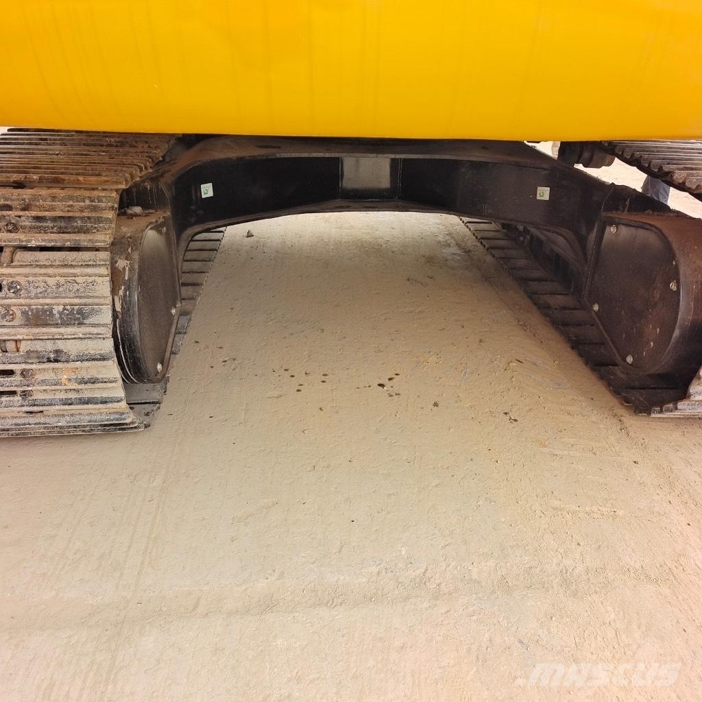 CAT 320 D L Гусеничні екскаватори
