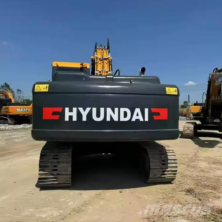 Hyundai R220LC-9S Гусеничні екскаватори