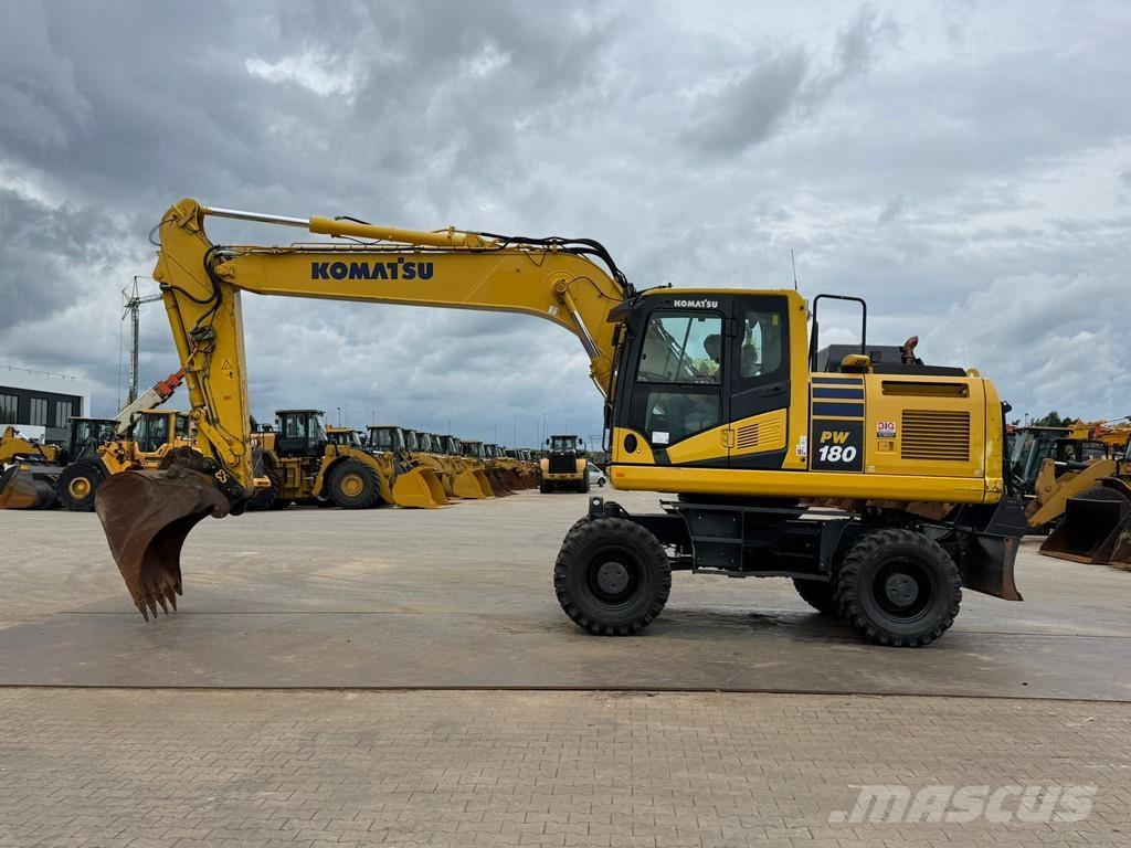 Komatsu PW180-11 Колісні екскаватори