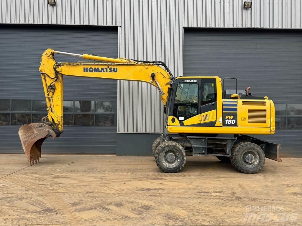 Komatsu PW180-11 Колісні екскаватори