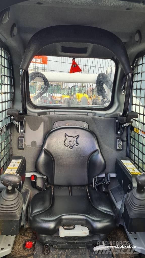 Bobcat T 770 Гусеничні вантажники