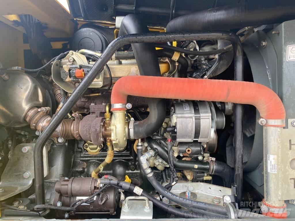 Wacker Neuson EW 100 Колісні екскаватори