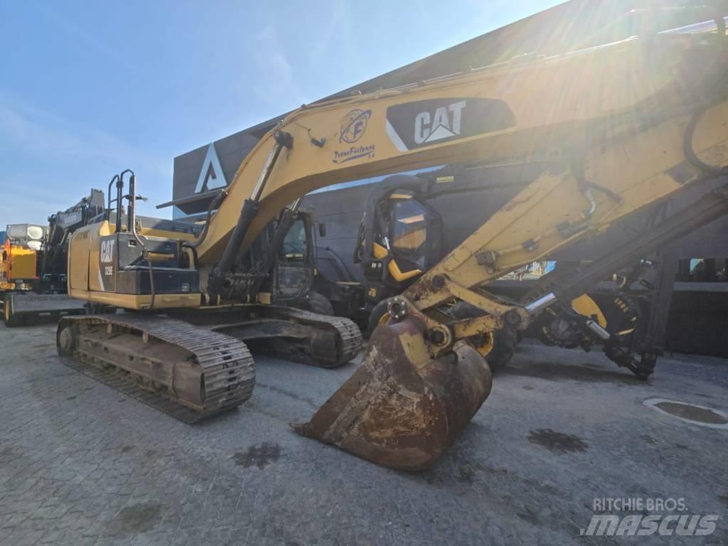 CAT 329 E LN Гусеничні екскаватори