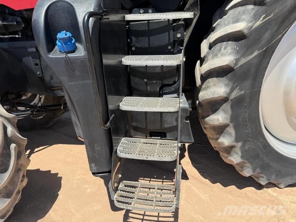 Case IH 310 Трактори