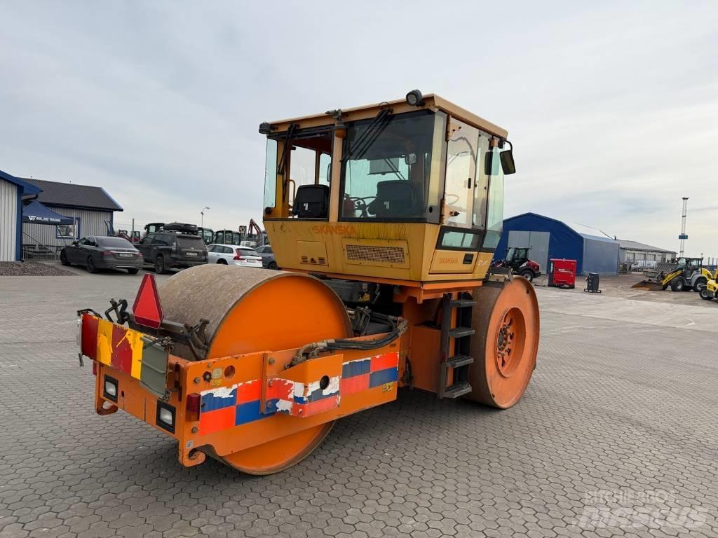 Dynapac CS 142 Котки тротуарні