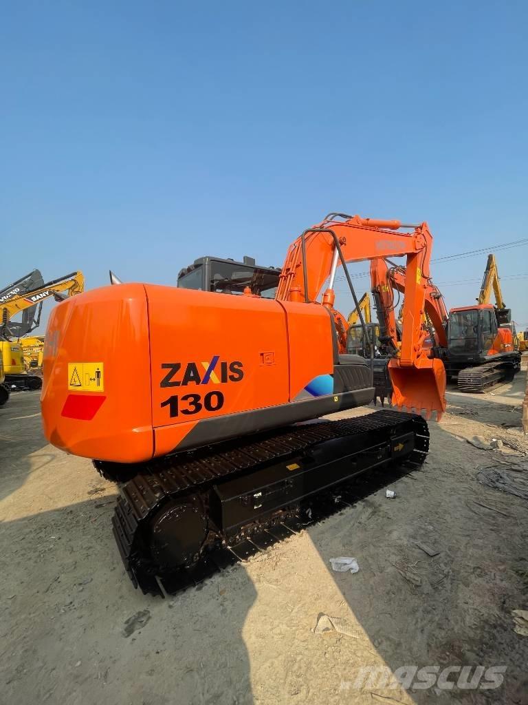 Hitachi ZX 130 H Гусеничні екскаватори