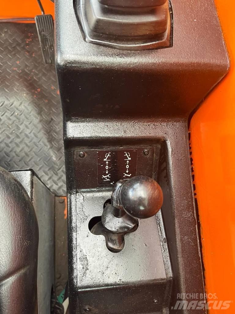 JLG G 6-42 A Телескопічні навантажувачі