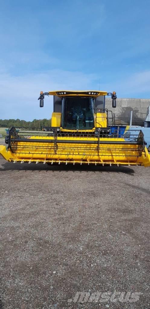 New Holland CX 5.80 Зернозбиральні комбайни
