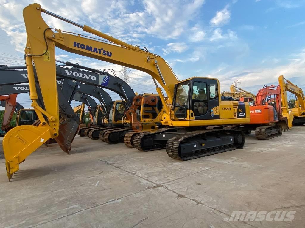 Komatsu PC 220-8 Гусеничні екскаватори