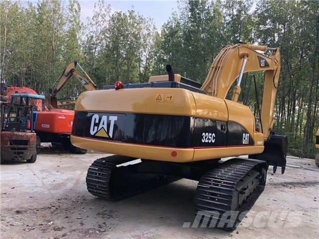 CAT 325C Гусеничні екскаватори