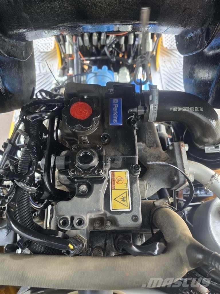 JCB 8008 CTS Міні-екскаватори < 7т