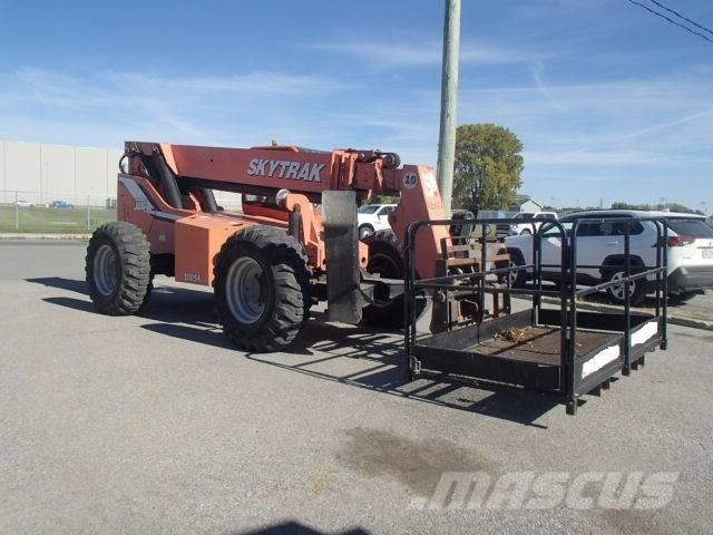 SkyTrak 10054 Телескопічні навантажувачі