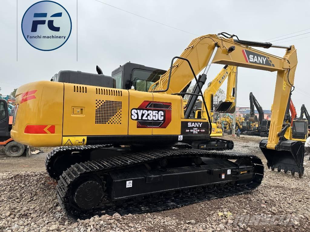 Sany 235C Гусеничні екскаватори