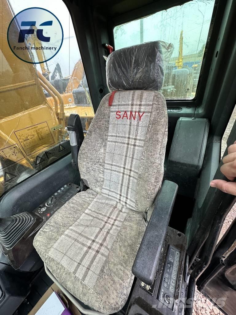 Sany 235C Гусеничні екскаватори