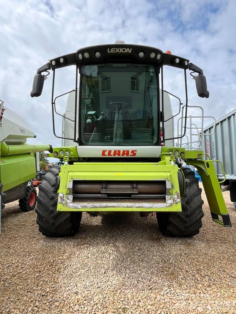 CLAAS Lexion 650 Зернозбиральні комбайни