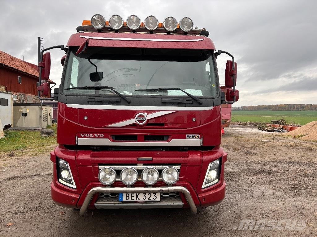 Volvo VOLVO FM 8*4 Вантажівки з гаковим підйомом