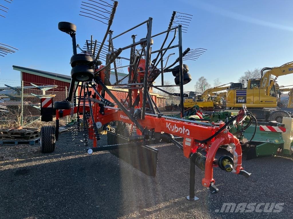 Kubota RA2584 Рядкові жатки