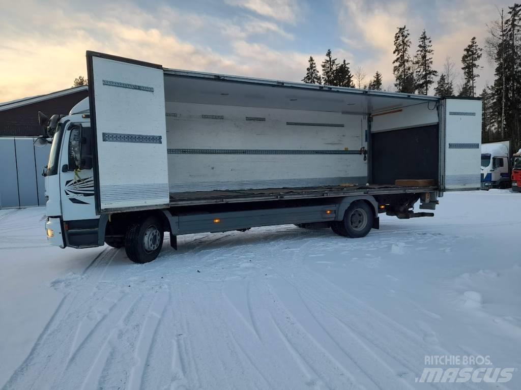 Mercedes-Benz Atego Фургони