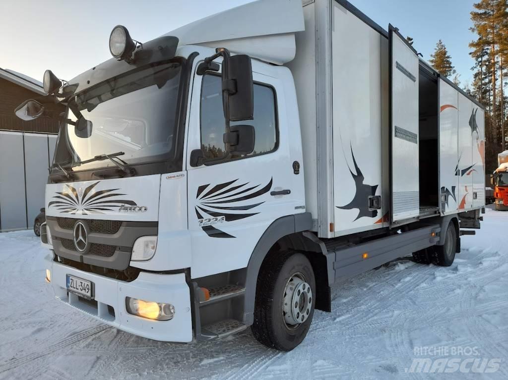 Mercedes-Benz Atego Фургони