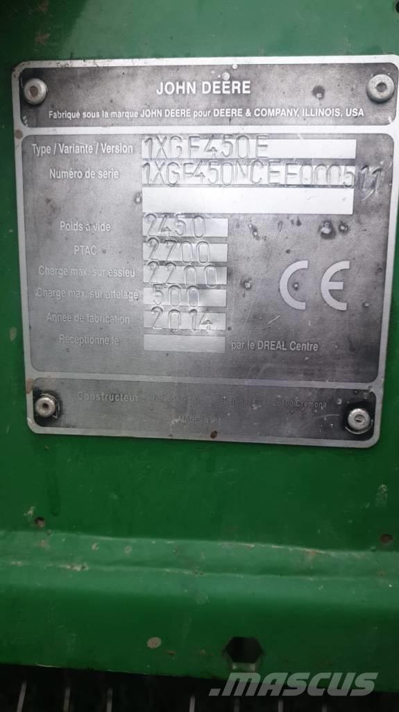 John Deere F 450 Рулонні прес-підбирачі