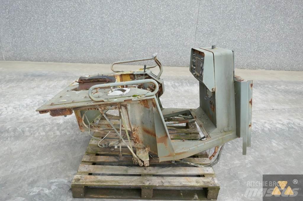 CAT 6T-3309 Кабіни
