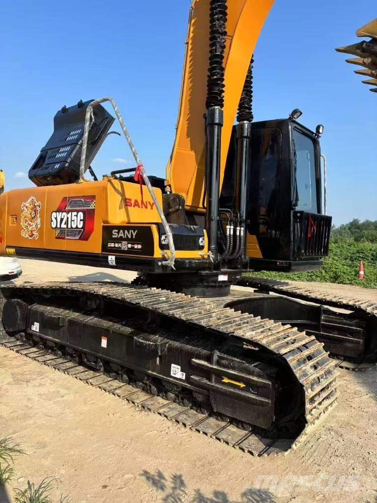 Sany 215 Гусеничні екскаватори